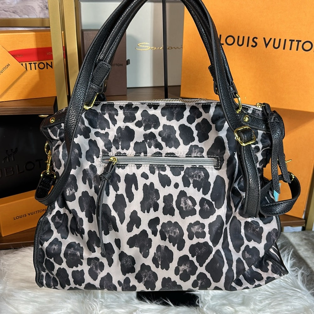Great condition Steven leopard print bag