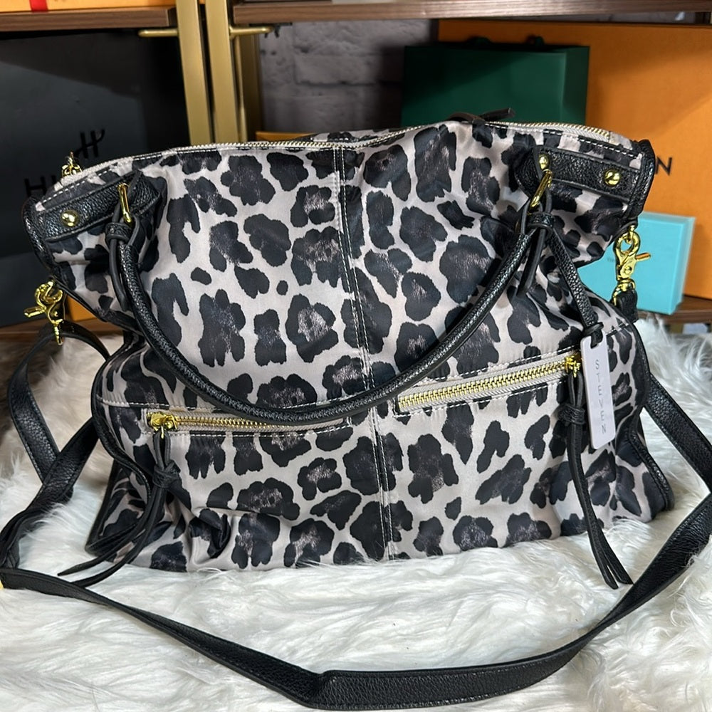 Great condition Steven leopard print bag