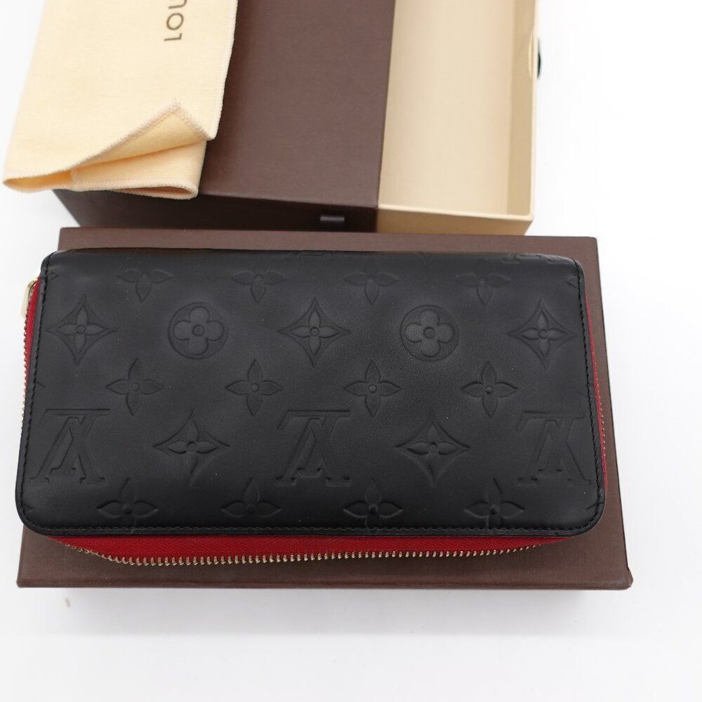 Louis Vuitton Zippy Wallet, black with red interior, 100% AUTHENTIC