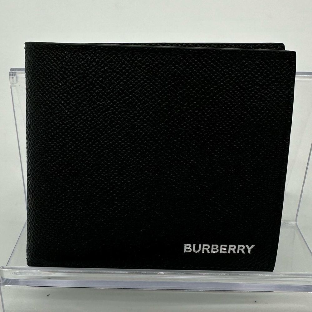 NEW Burberry Leather Wallet