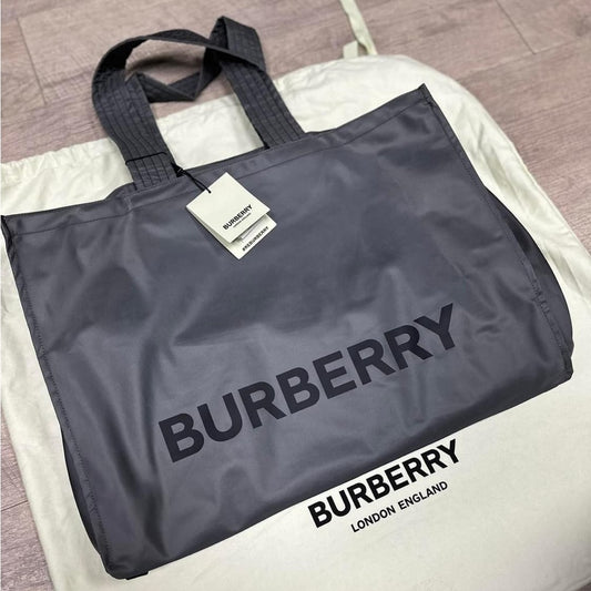 BURBERRY Trench Tote Duffle Bag NWT!