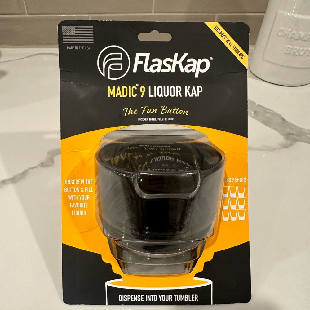 NWT FlasKap Madic 9 for 30 oz Tumblers NEW